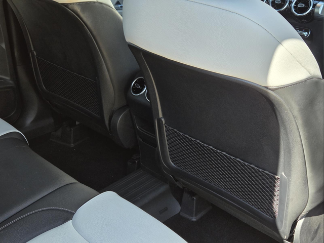 Used 2022  Mercedes-Benz GLB 250 image 31