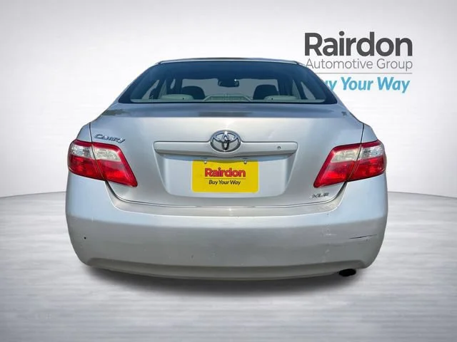 Used 2008 Classic Silver Metallic Toyota LE image 6