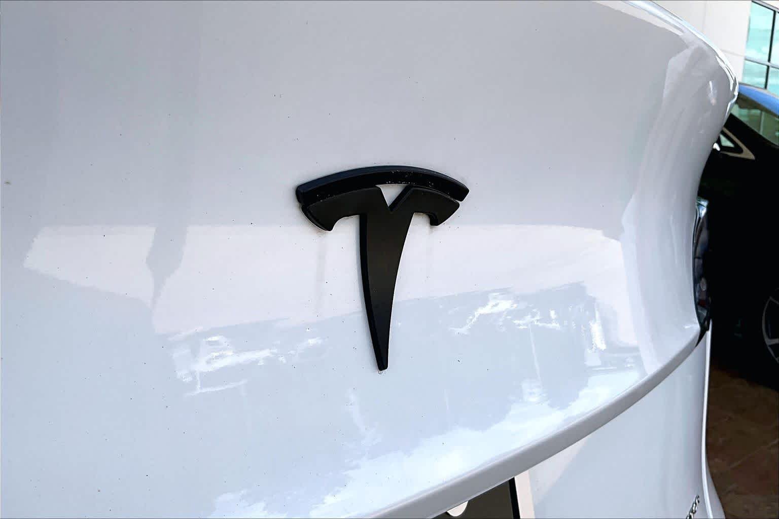Used 2024 Pearl White Multi-Coat Tesla Long Range image 29
