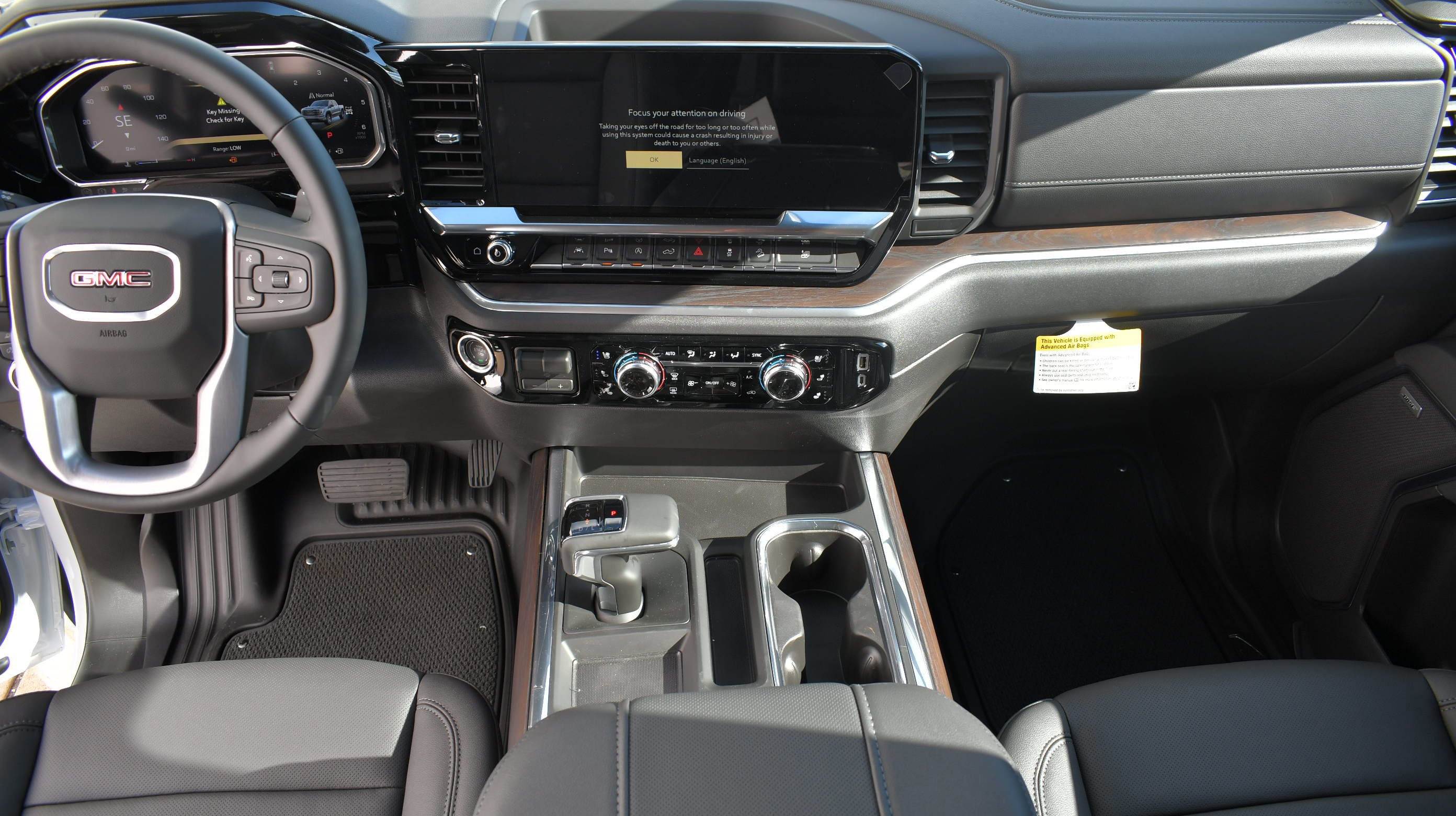 2026 GMC Sierra 1500 SLT - Photo 25