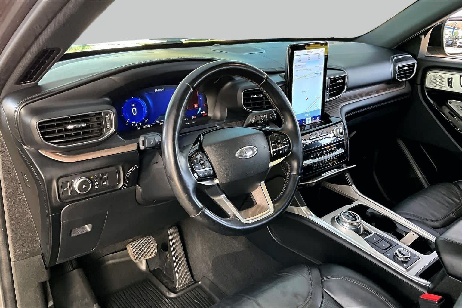 Used 2022 Carbonized Gray Ford Platinum image 18