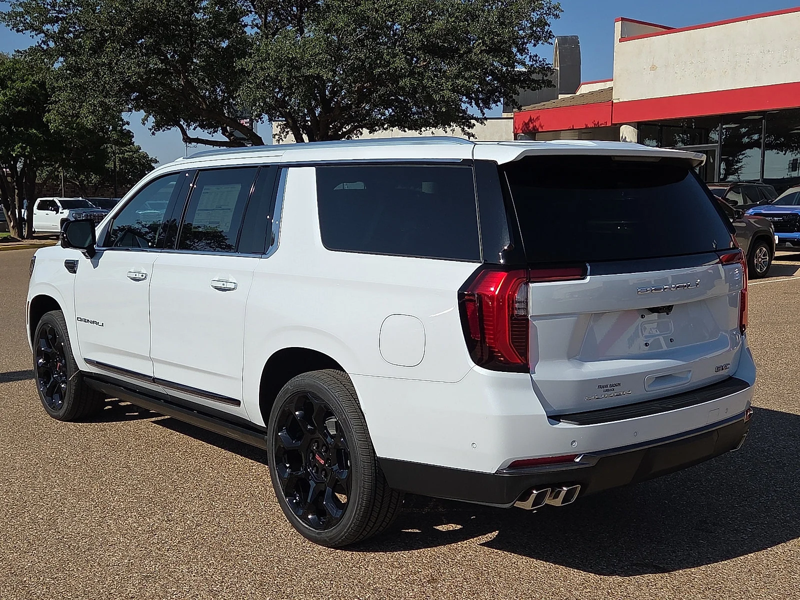 New 2026 Glacier White Tricoat GMC Denali Ultimate image 3