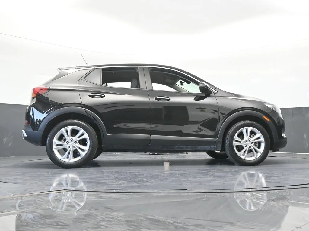 Used 2023 Ebony Twilight Metallic Buick Preferred image 60