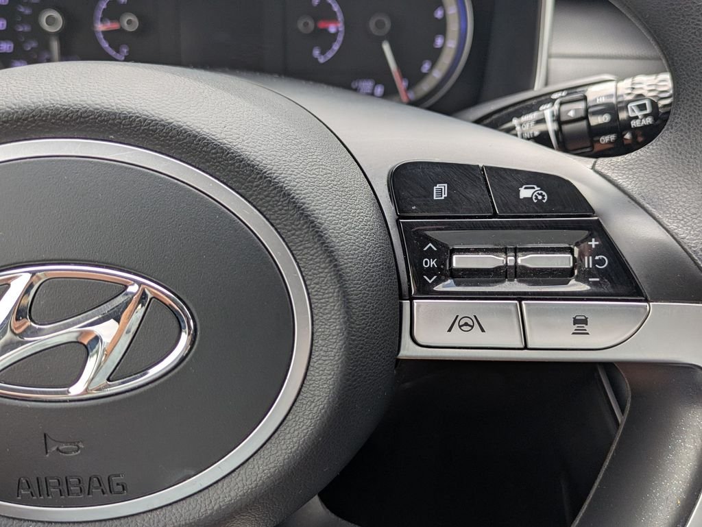 Used 2024 Gray Hyundai SEL image 14