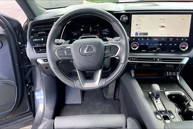 2025 Lexus RX 350 - Photo 5