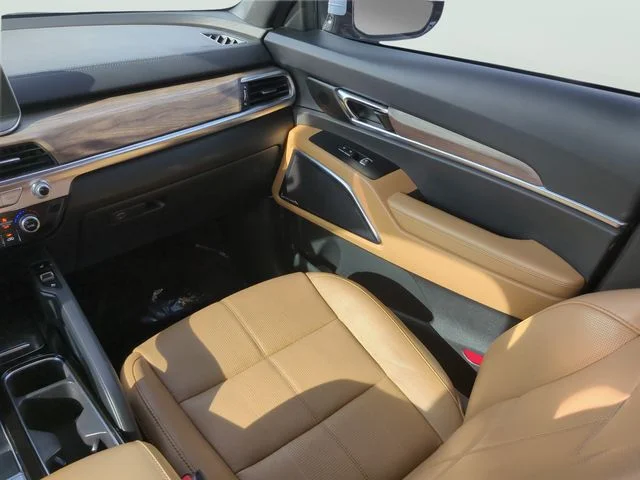 Used 2020 White Kia SX image 15