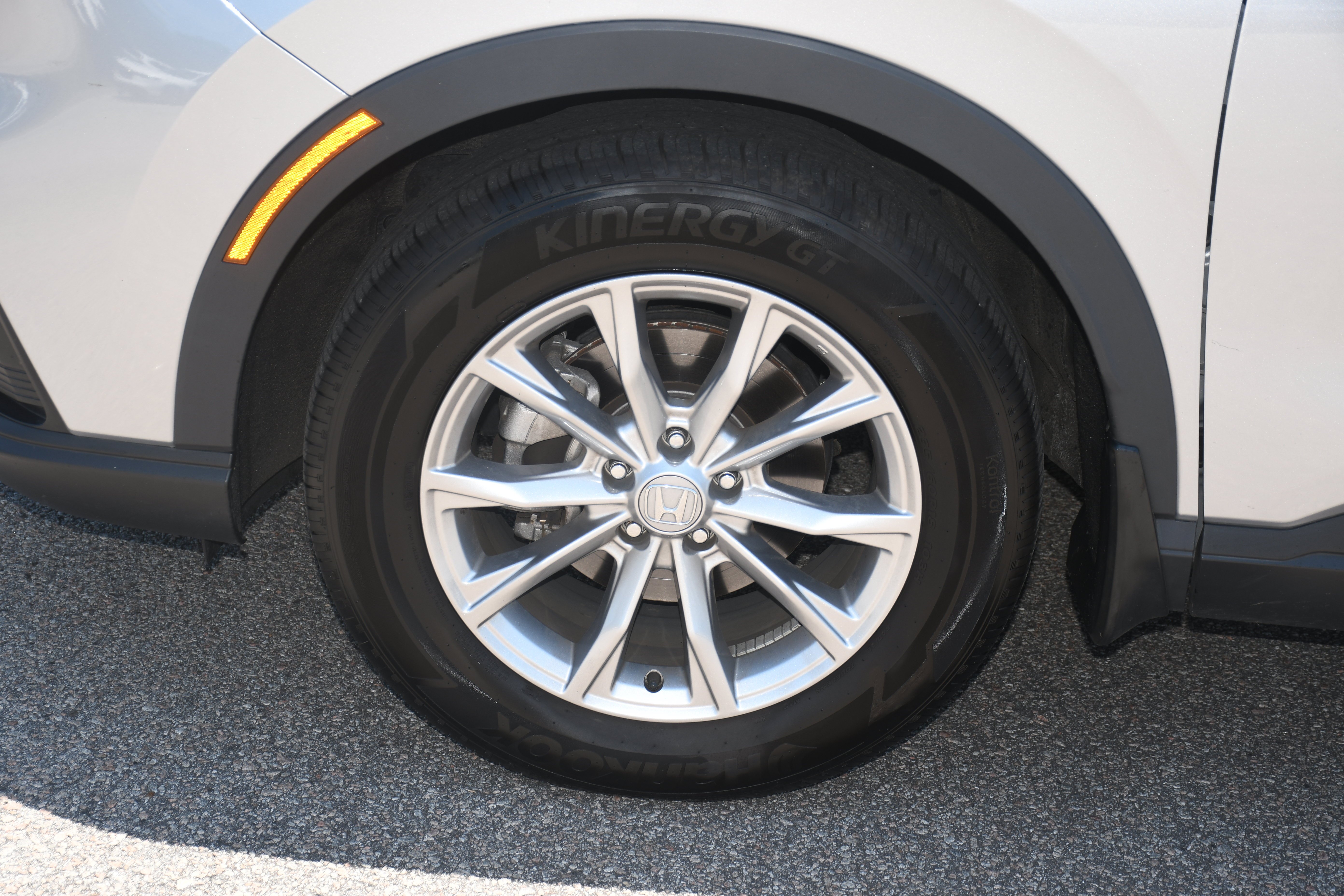 Used 2025  Honda EX image 19