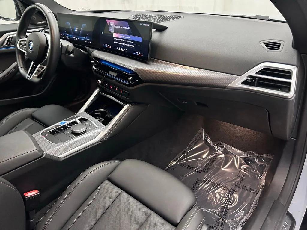 Used 2025 Gray BMW xDrive40 image 18