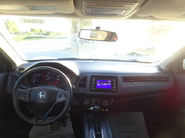 2021 Honda HR-V LX - Photo 11