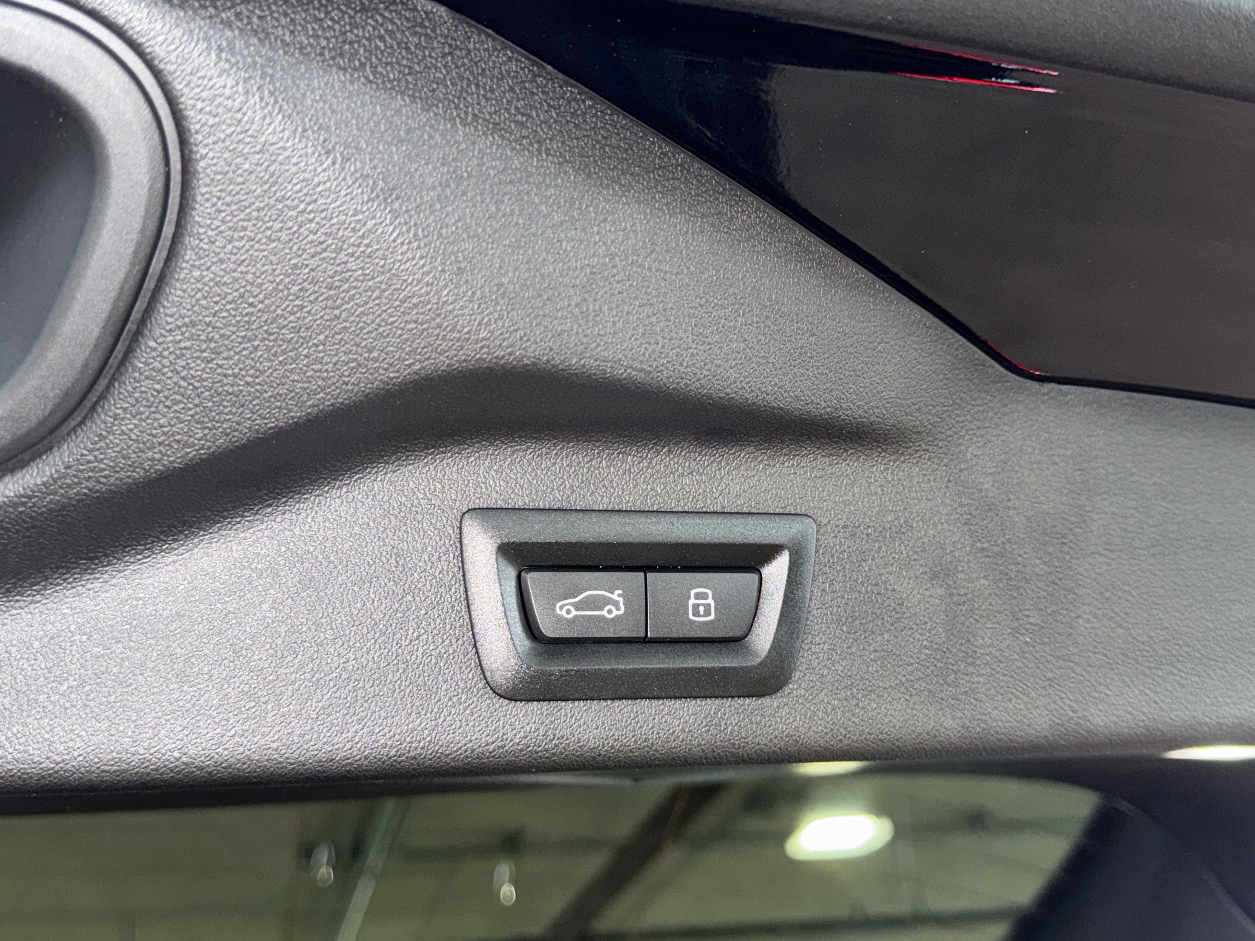 Used 2026 Carbon Black Metallic BMW M60i image 15
