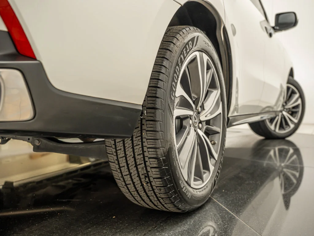 Used 2020 White Acura Technology image 56