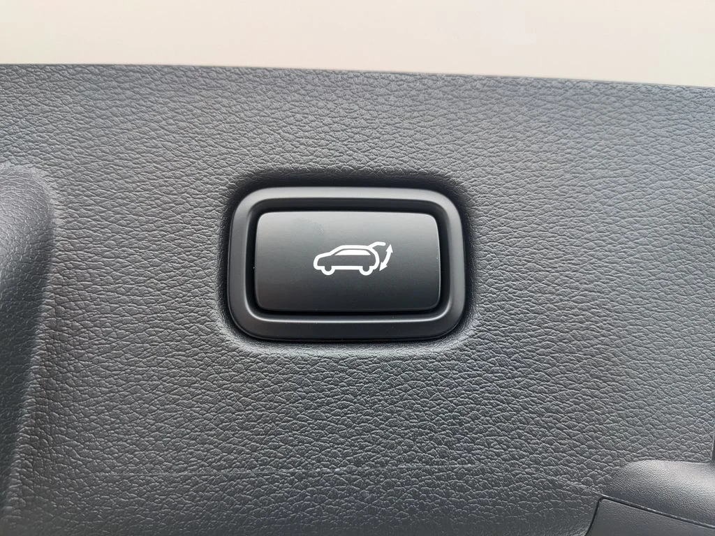 New 2026 White Pearl Kia EX image 49