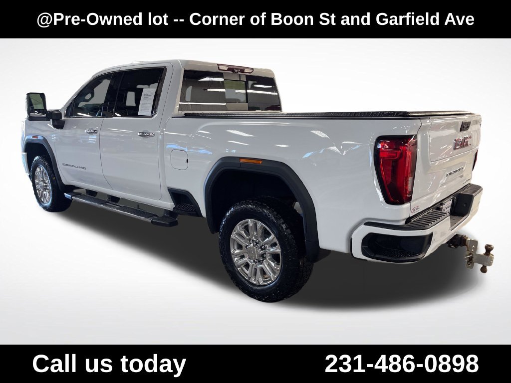 Used 2020 White GMC Denali image 3