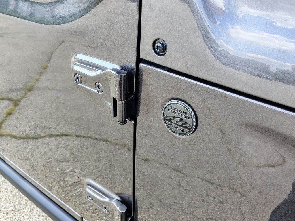 Used 2025 Gray Jeep Willys image 16