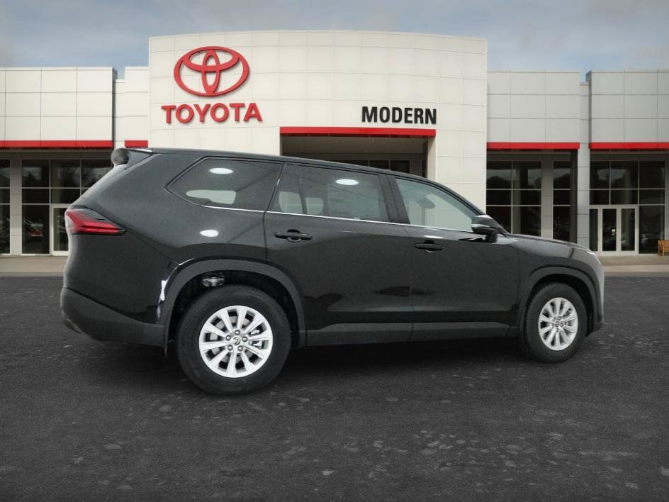 New 2026 Midnight Black Met Toyota Hybrid XLE image 15
