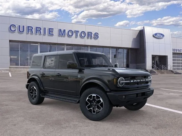 New 2026 Shadow Black Ford Outer Banks image 7