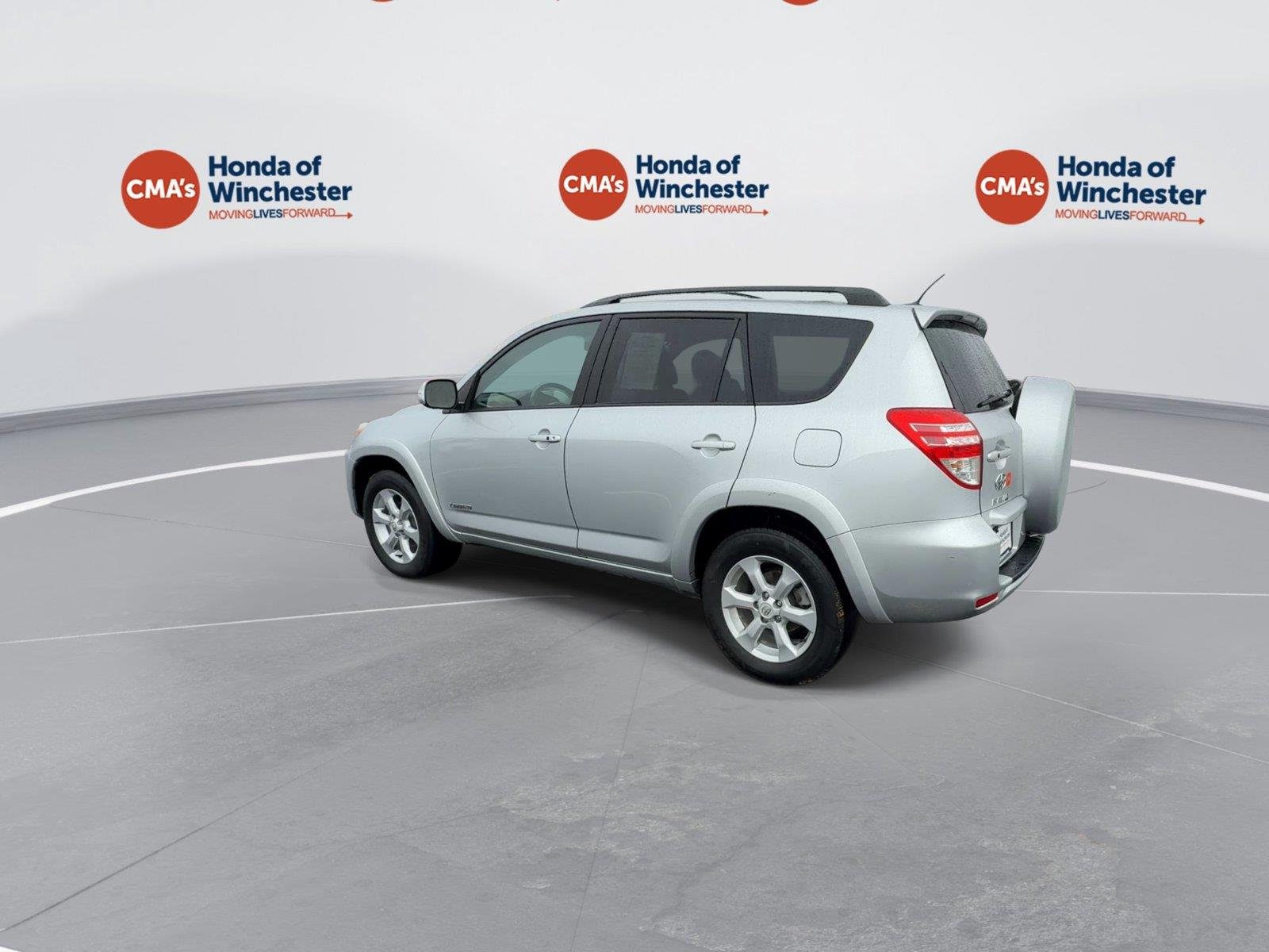 Used 2011 Classic Silver Metallic Toyota Limited image 6