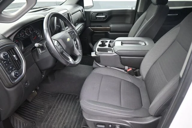 Used 2022 White Chevrolet LT image 21