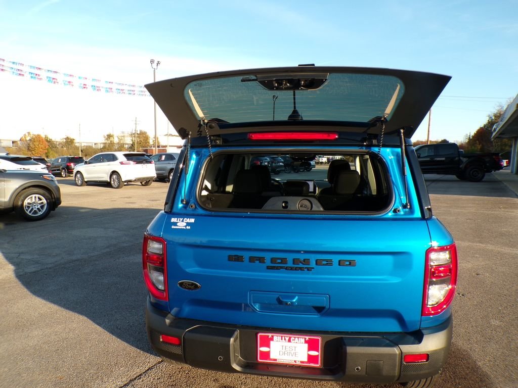 New 2025 Velocity Blue Metallic Ford Big Bend® image 9