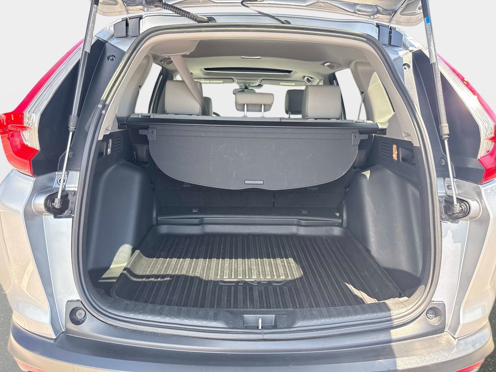 Used 2019 Silver Honda EX image 9