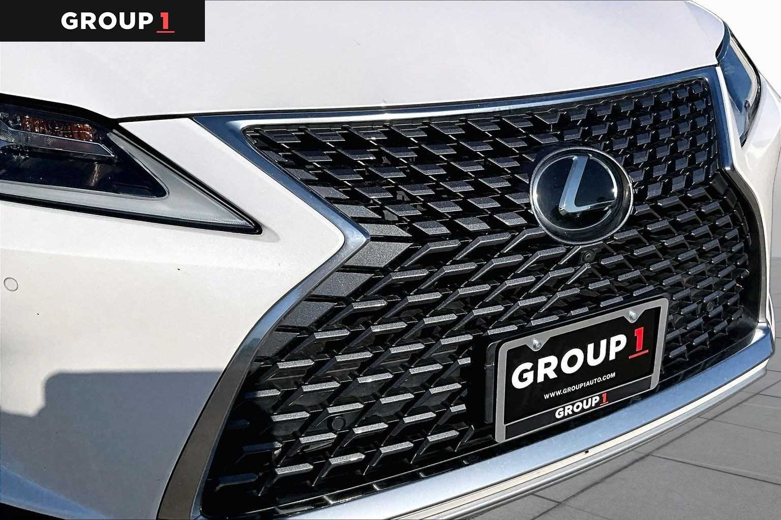Certified Used 2021 EMINENT WHITE PEARL Lexus  image 27