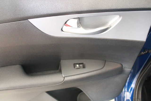 Used 2023 Blue Kia LXS image 25