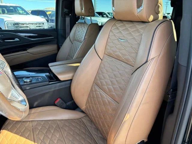 Used 2023 Black Raven Cadillac Sport image 12
