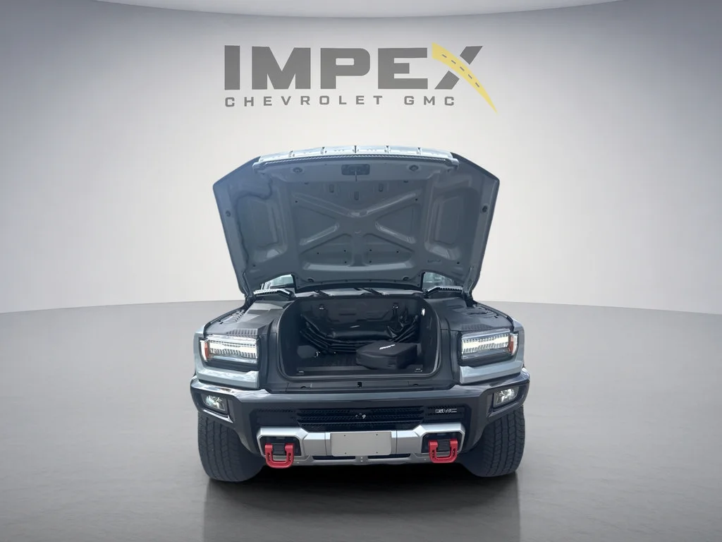 Used 2025 Meteorite Metallic (Grey) GMC 2X image 32