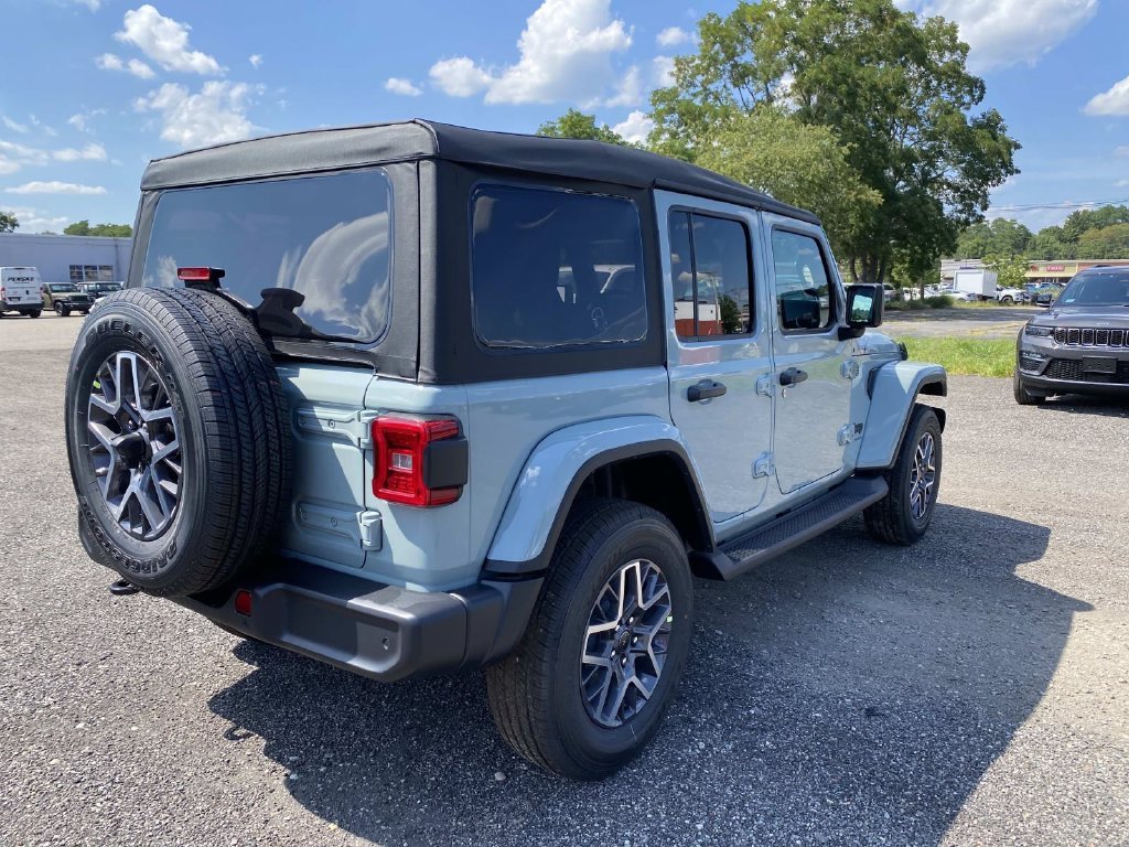 New 2026 Earl Clear-Coat Exterior Paint Jeep Sahara image 3
