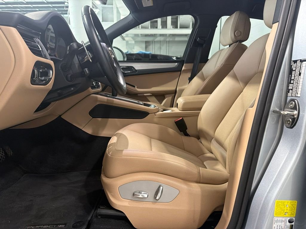 2024 Porsche Macan S - Photo 28