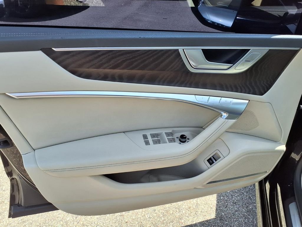 Used 2019 Black Audi 3.0T Premium Plus image 12