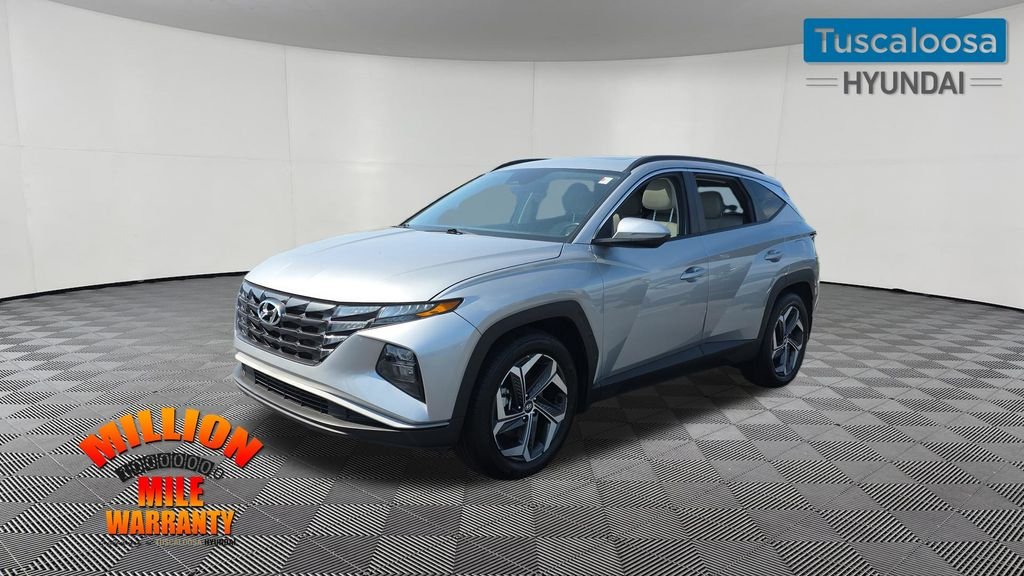 Used 2023 Silver Hyundai SEL image 3
