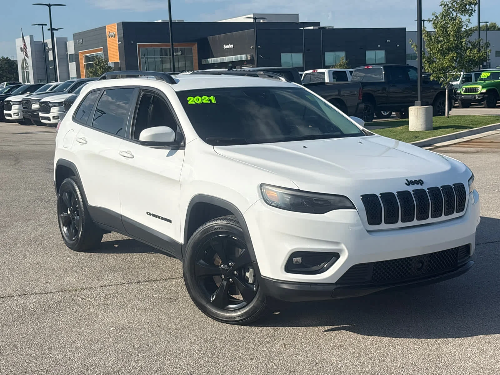 Used 2021 Jeep Cherokee Altitude with VIN 1C4PJMLB6MD133652 for sale in Kansas City