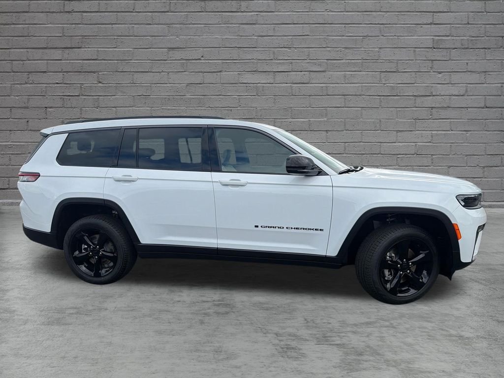 New 2026 Bright White Clearcoat Jeep Limited image 9