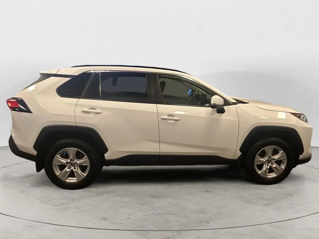Used 2020 Super White Toyota XLE image 7