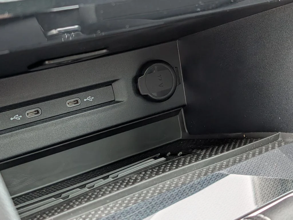 New 2026 Black Volkswagen 1.5T SE Black image 25