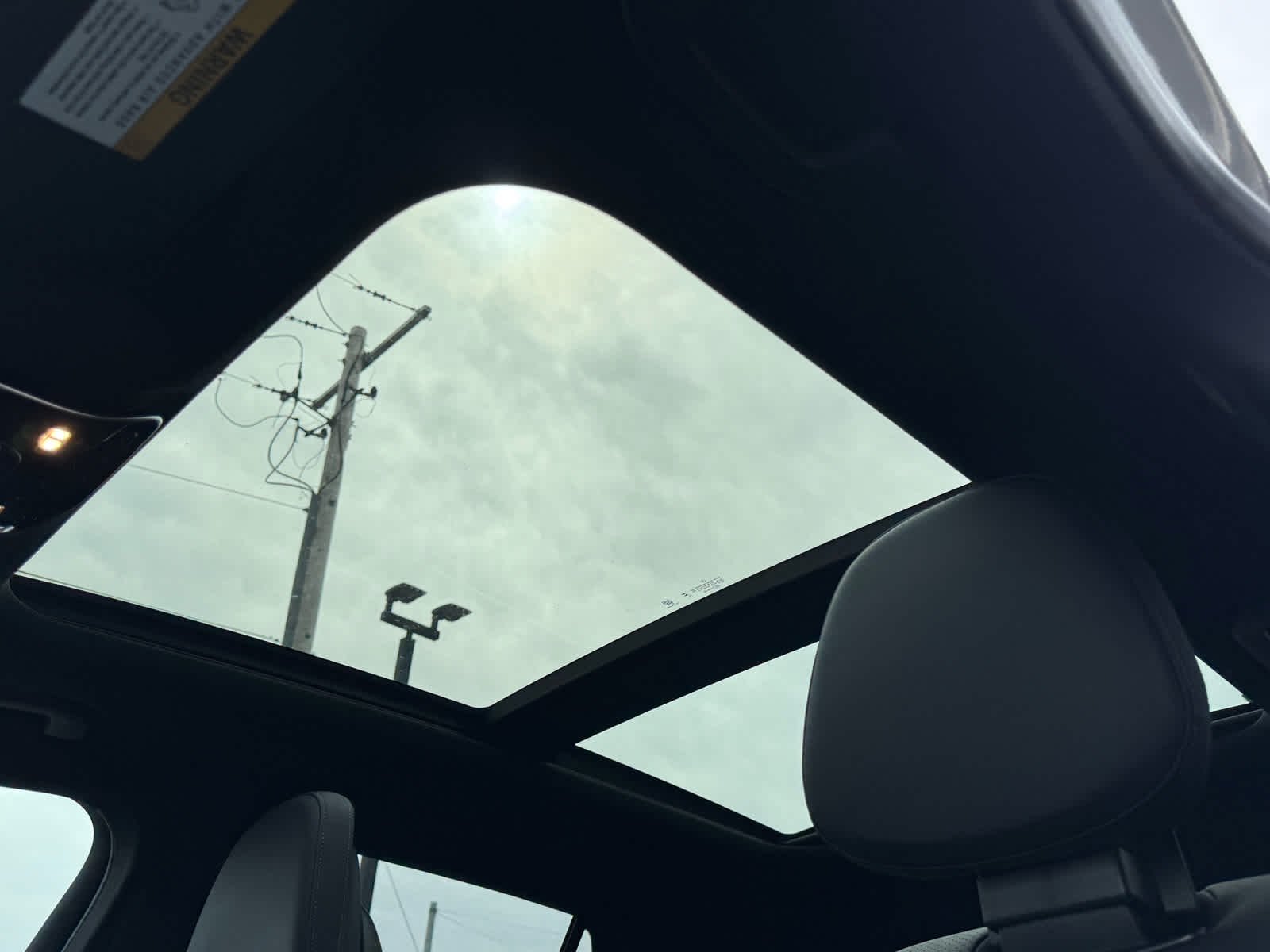 New 2026 MANUFAKTUR Alpine Grey Mercedes-Benz GLC 300 image 18