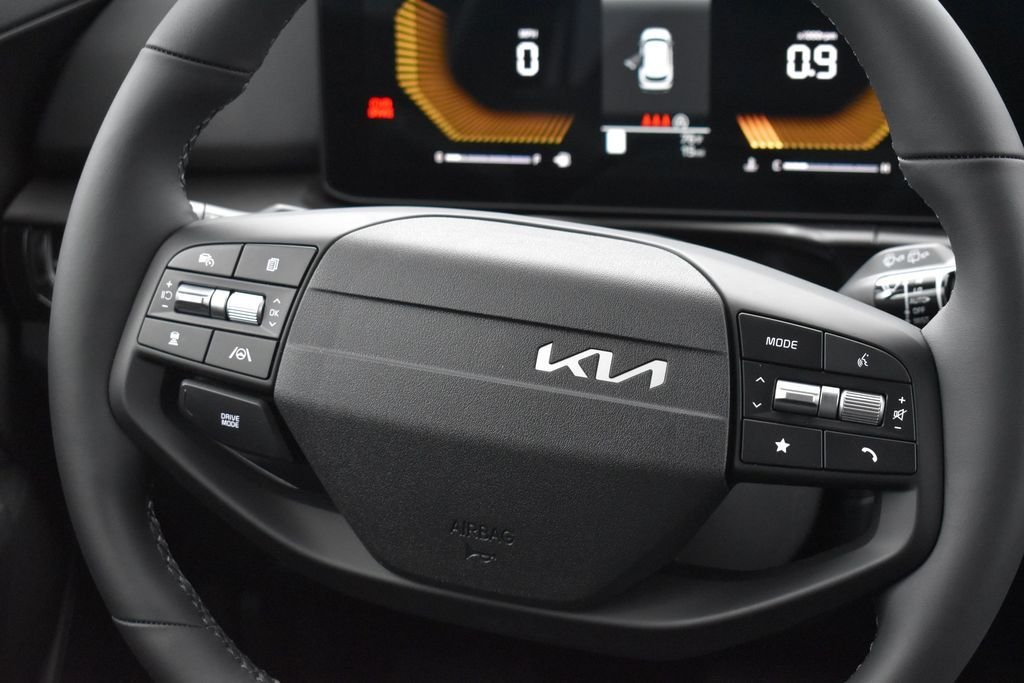 2026 Kia Sportage EX - Photo 14