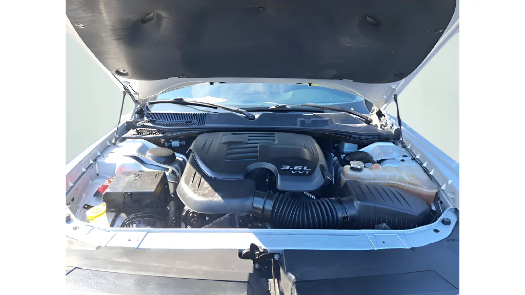 Used 2020 Silver Dodge SXT image 44