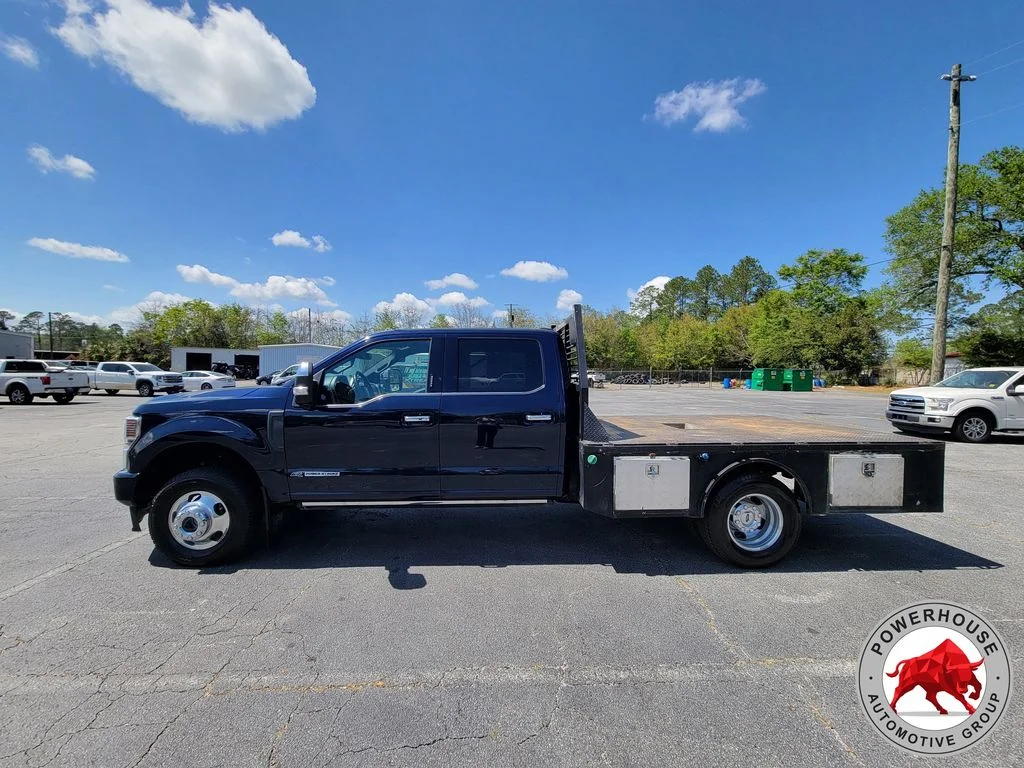 Used 2022 Blue Ford Platinum image 3