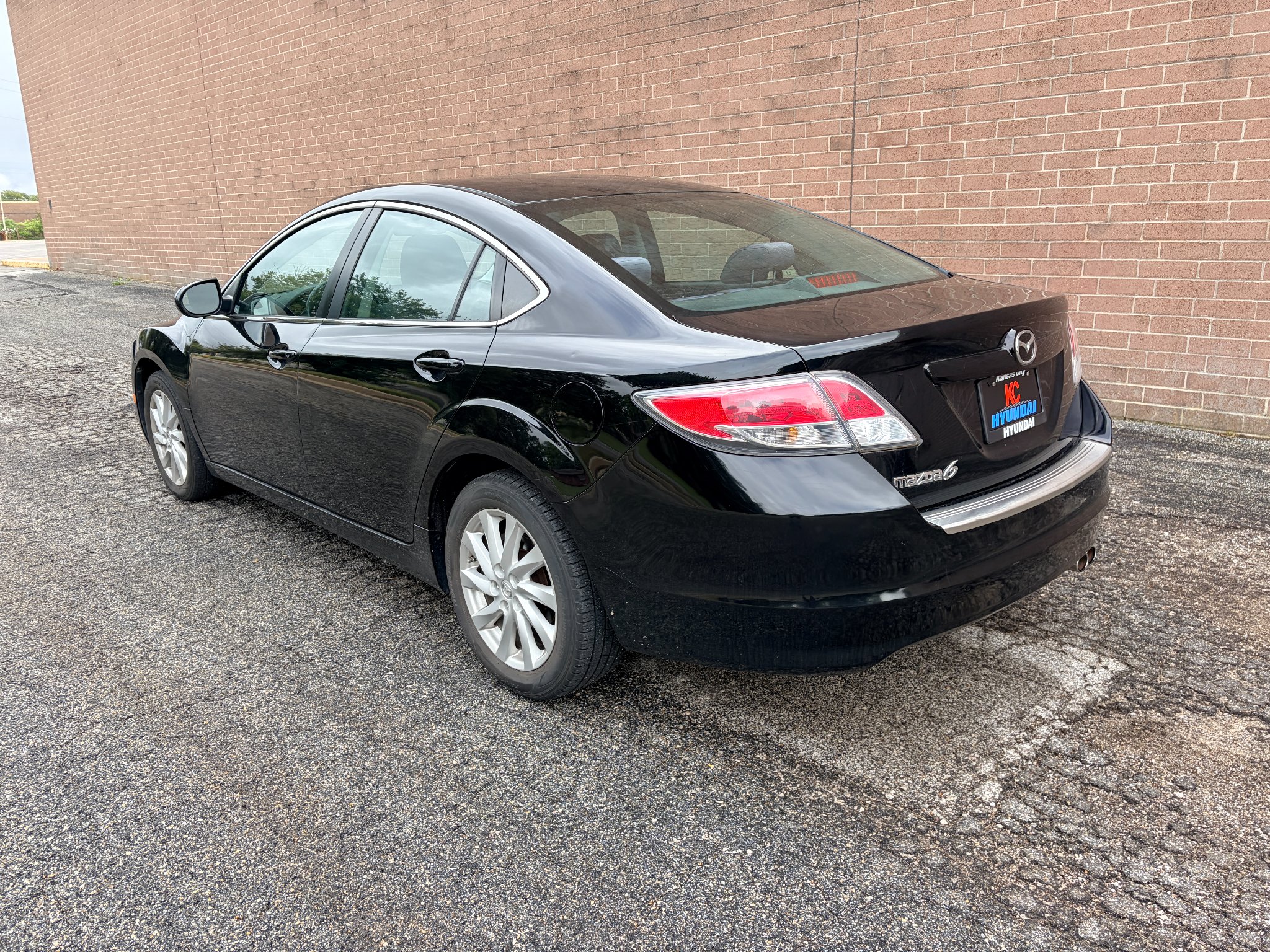 Used 2013 Ebony Black Mazda i Touring image 2
