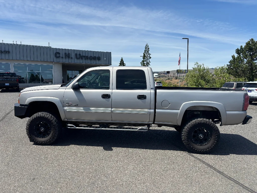 2005 Chevrolet Silverado HD's photo