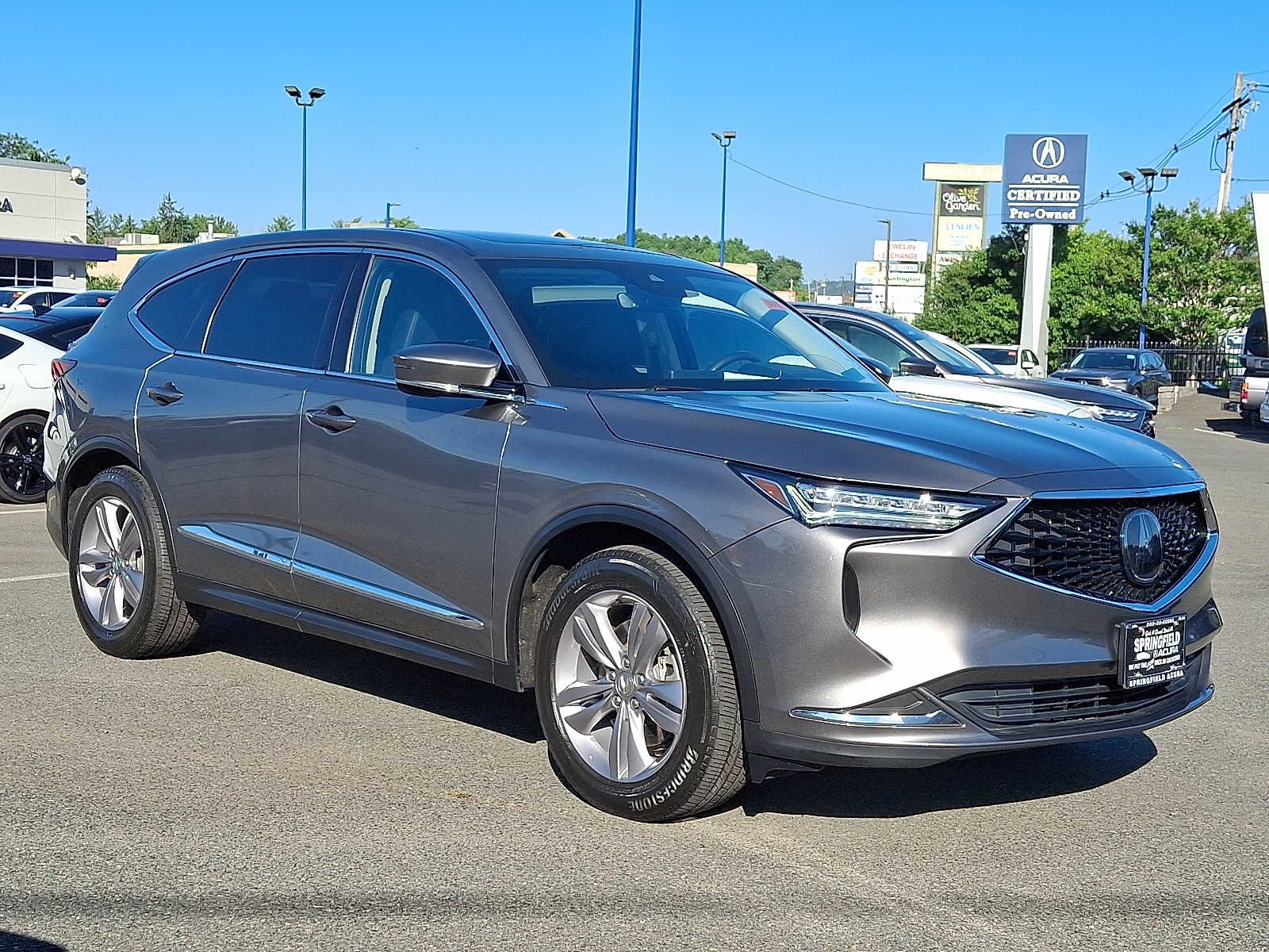 2024 Acura MDX SH-AWD's photo