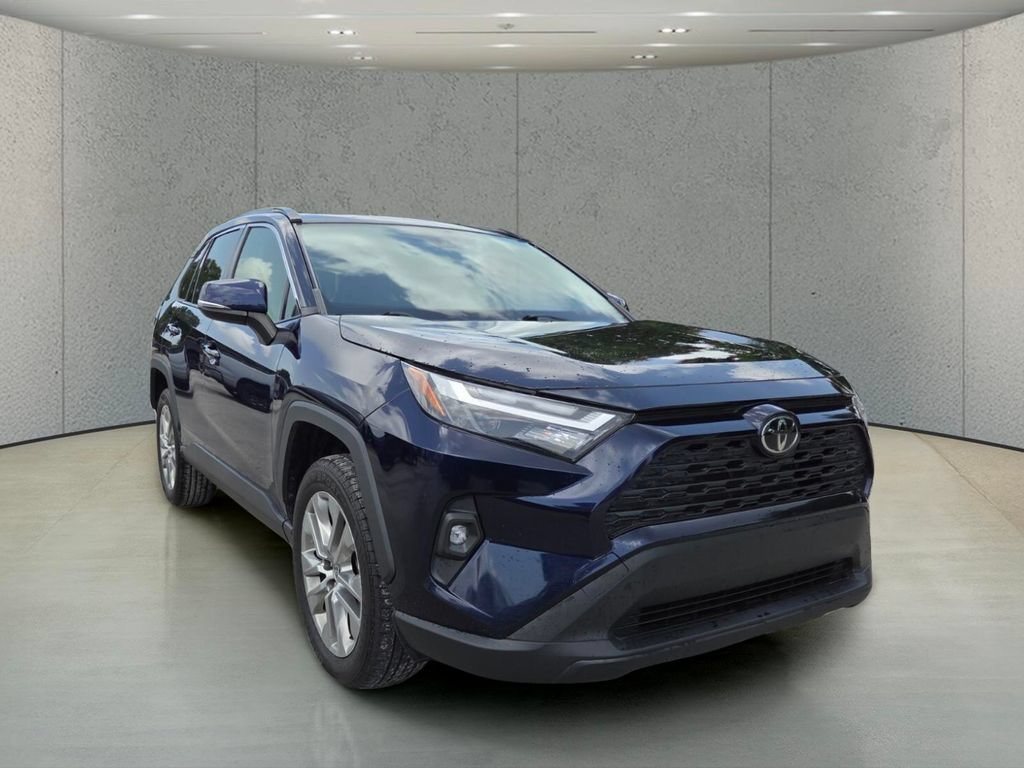 Used 2022 Blueprint Toyota XLE Premium image 13