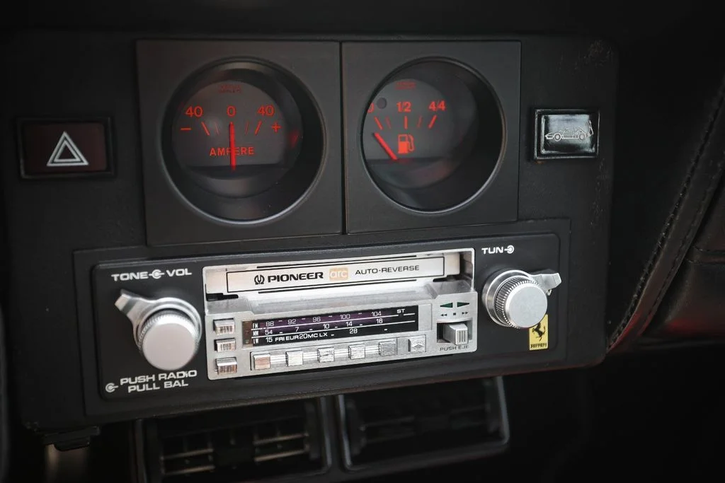 Used 1983  Ferrari BBi image 25
