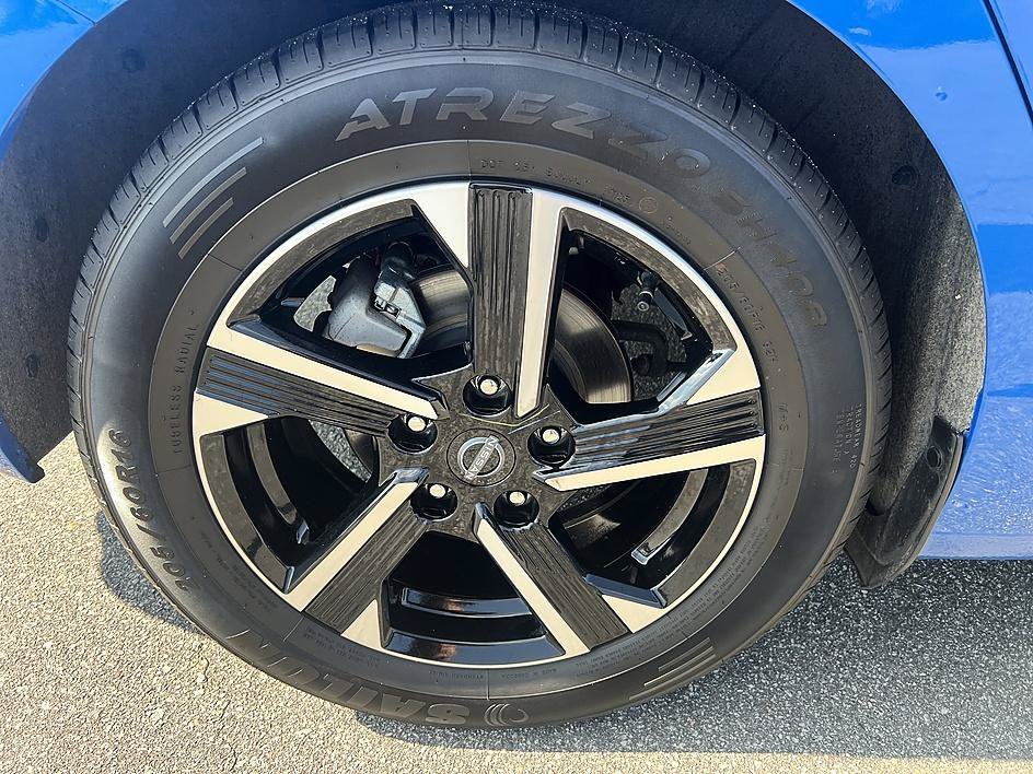 Certified Used 2025 Electric Blue Metallic Nissan SV image 11