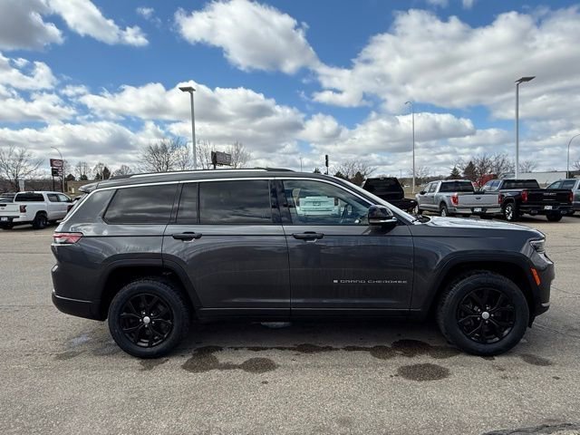 Used 2022 Jeep Grand Cherokee L Limited with VIN 1C4RJKBG1N8509534 for sale in Rochester, Minnesota