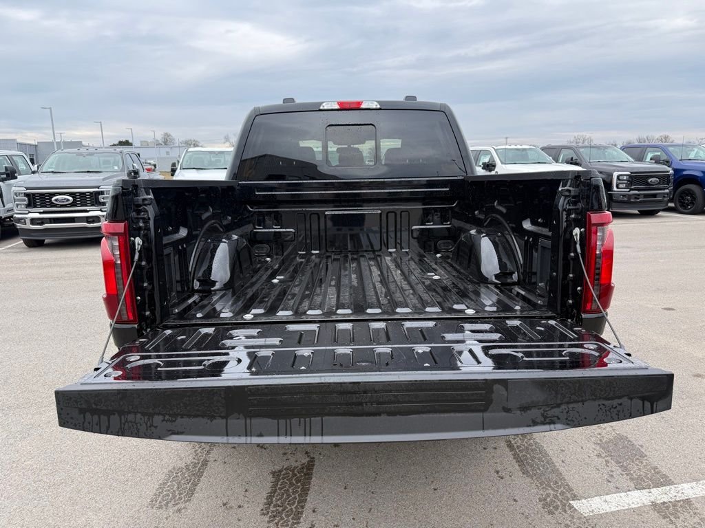 New 2026 Agate Black Metallic Ford XLT image 36
