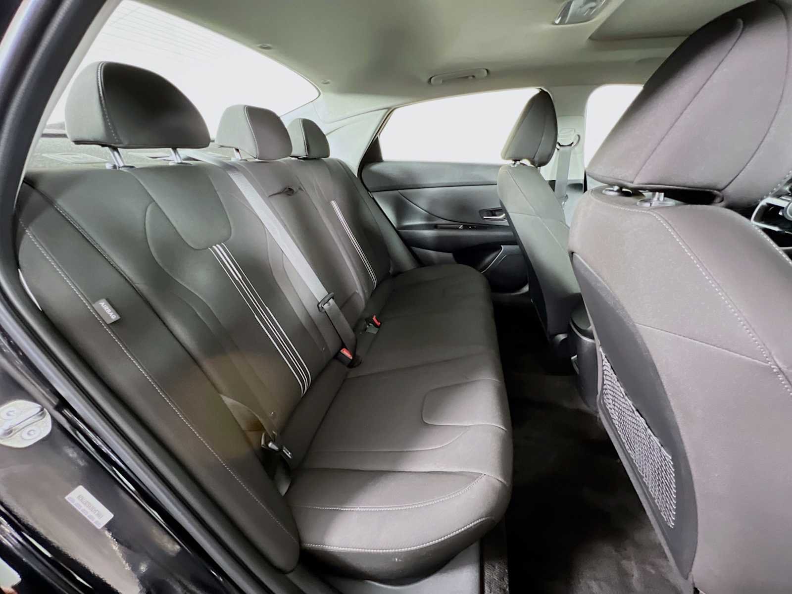 Used 2025 Abyss Black Hyundai SEL Convenience image 28