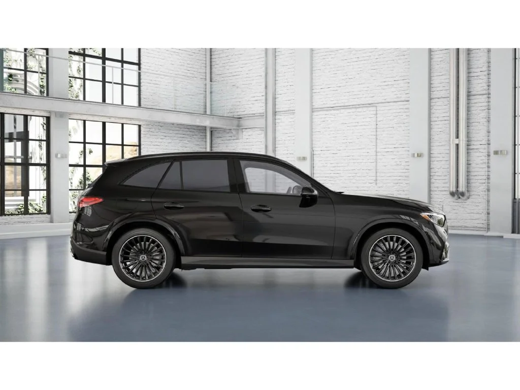 New 2027 Black Mercedes-Benz GLC 300 image 46